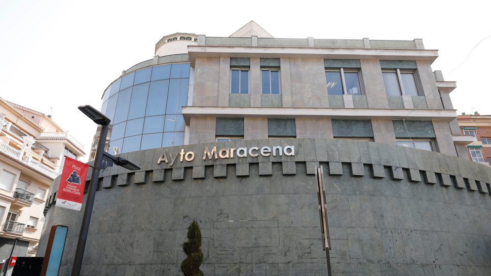 Convocatoria de oposiciones de  dos plazas de Oficial de Servicios Múltiples en Maracena (Granada)