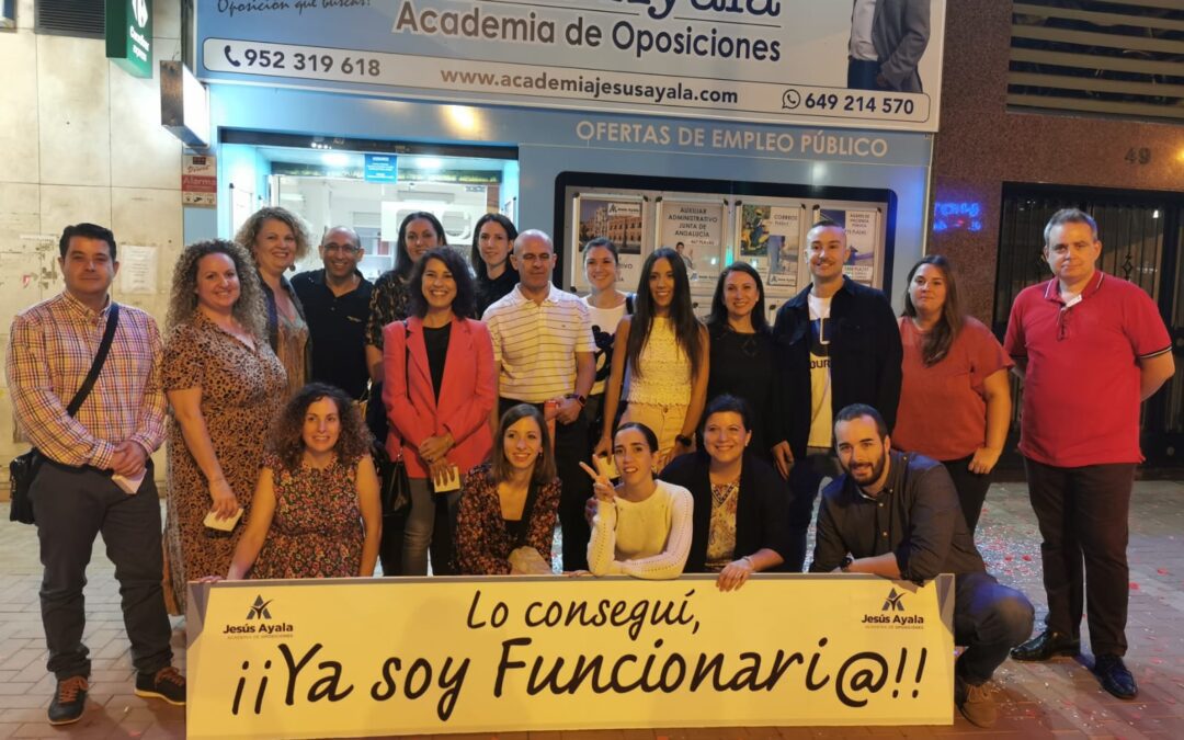 ¡Celebración con los nuevos funcionarios de Auxiliar y Administrativo Junta Andalucía.  (OEP 17 -18 y estabilización 19)
