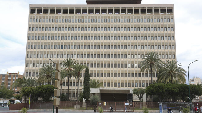 Fecha de Examen y Lista de Admitidos Técnico de Hacienda